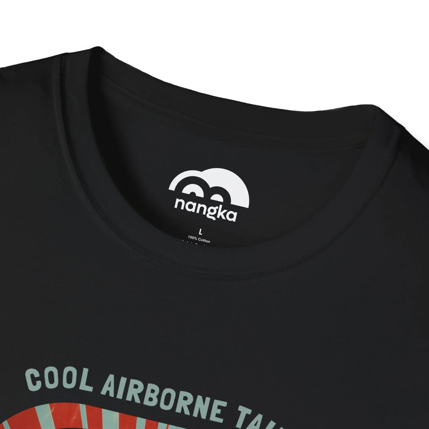Cool Airborne Tail - Soaring Cat T-Shirt Black Closeup